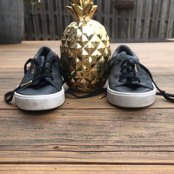 Adidas Shoes - Picture 2 of 7